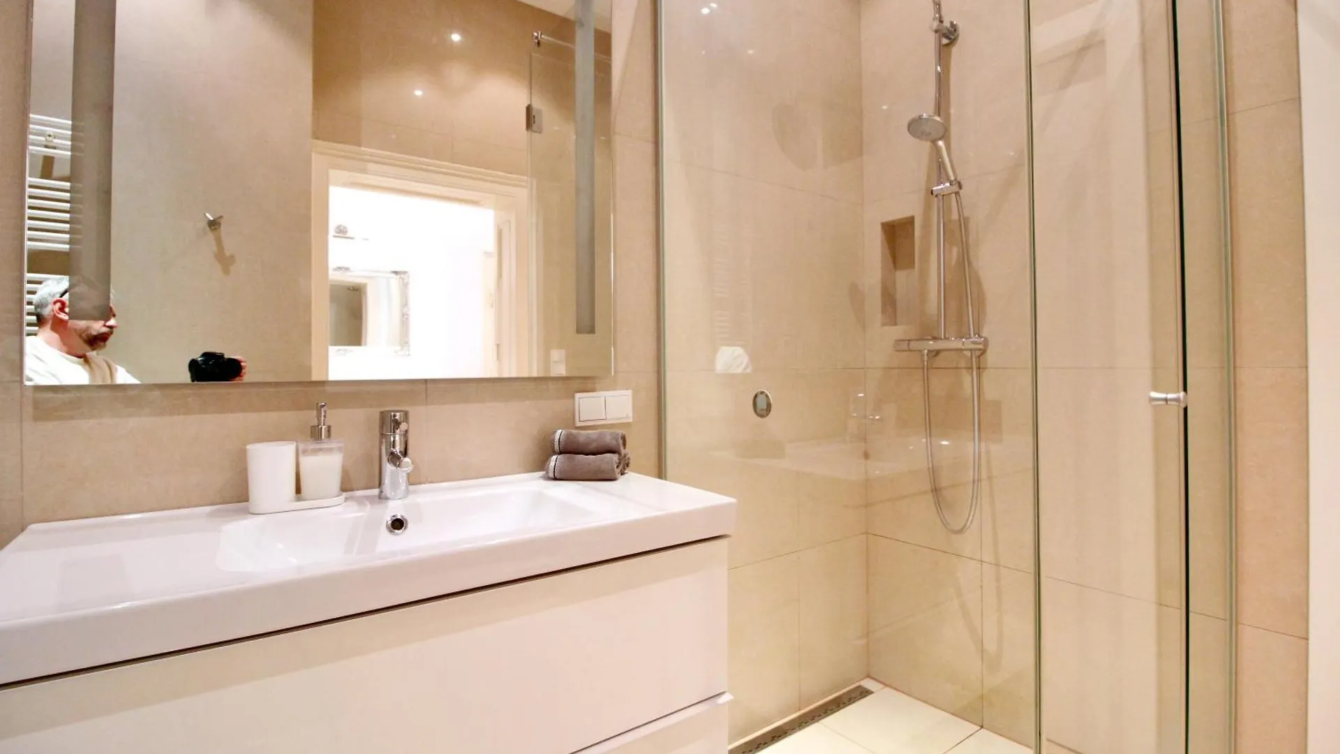 Apartmán Bright & Chic Downtown Hideaway Vídeň 0*,