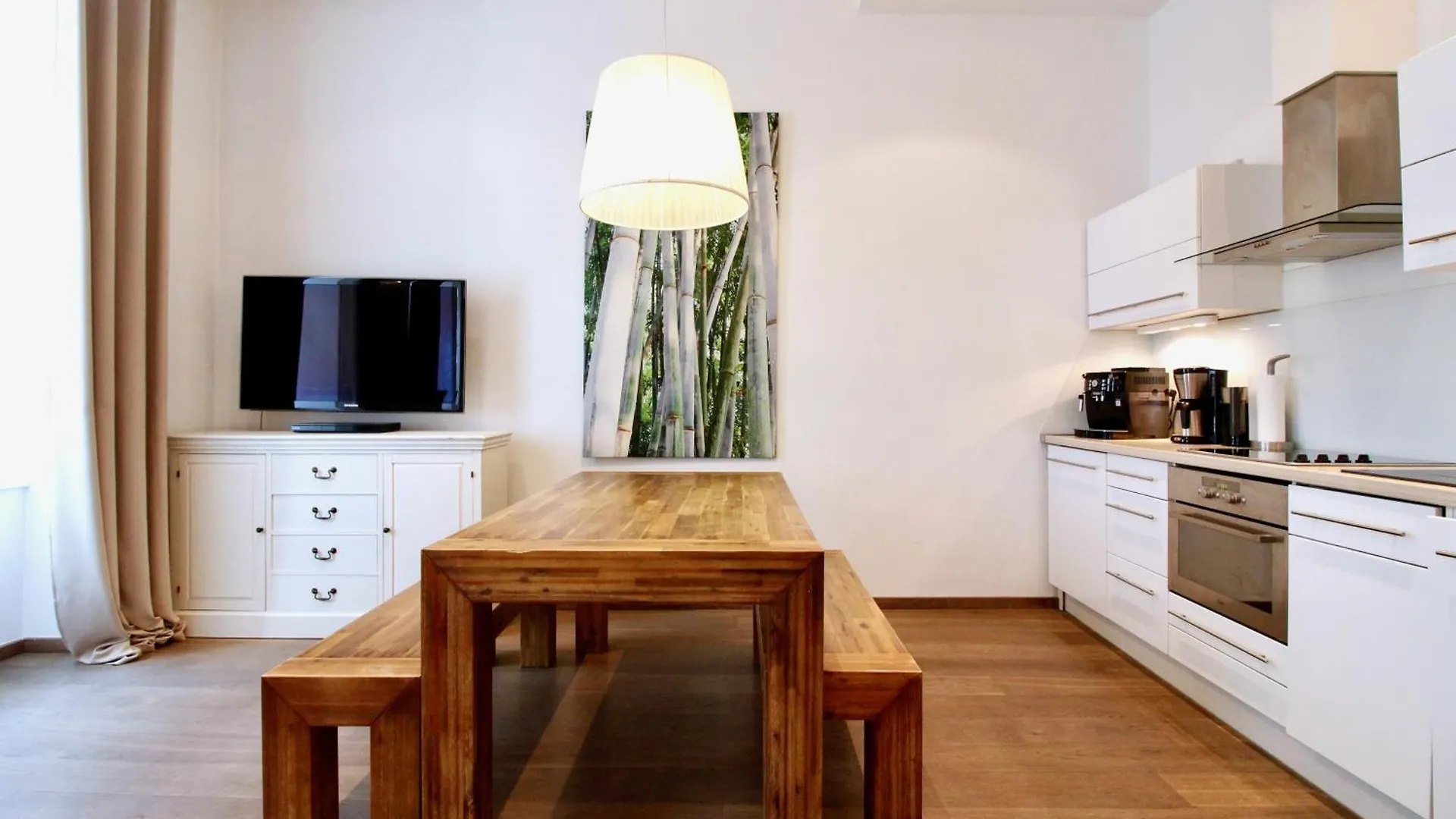 Apartmán Bright & Chic Downtown Hideaway Vídeň 0*,